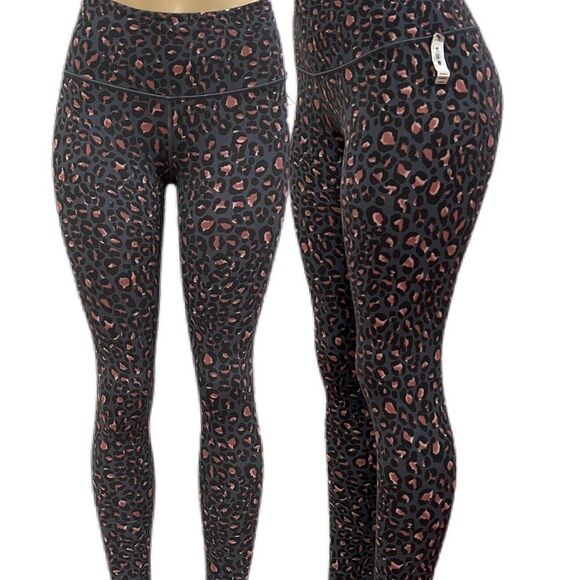 Victoria's Secret Sport Knockout Animal Print Tight Medium Rise Large NWT - Picture 7 of 9